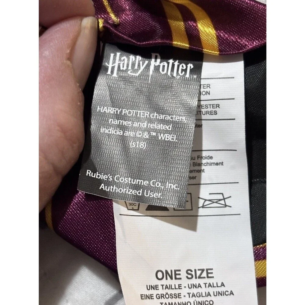 NWT Harry Potter Gryffindor Tie‎ (9709)